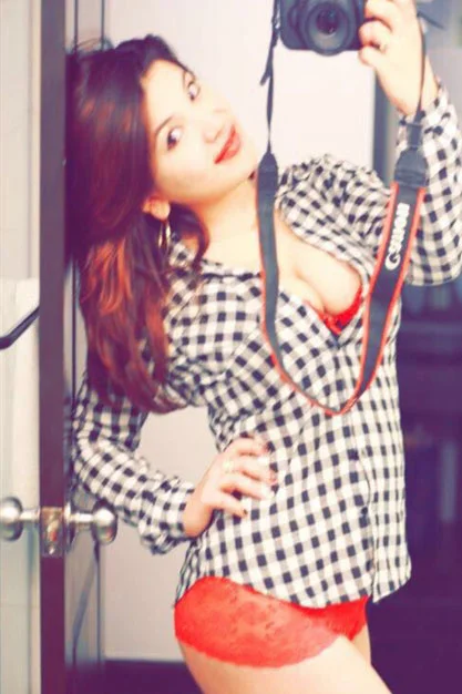 Dadar call girl